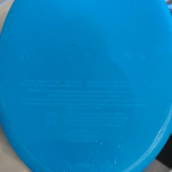 Tupperware Blue Pitcher gallons impressions - Picture 7 of 7
